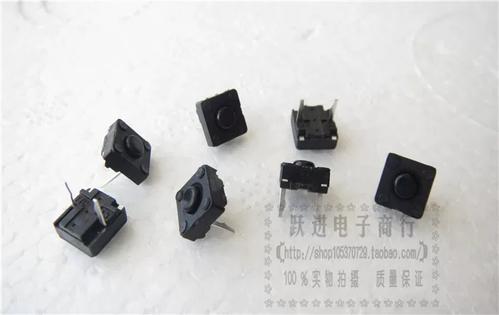 鼠标上的按钮开关