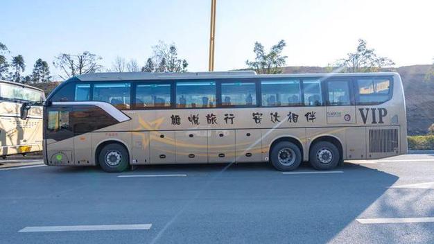 昆明到镇雄69元大巴车