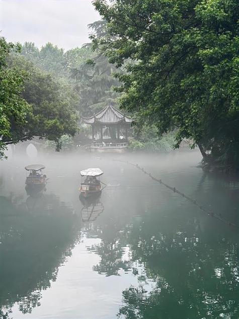 十大最美雨景视频截图