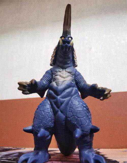 怪兽软胶