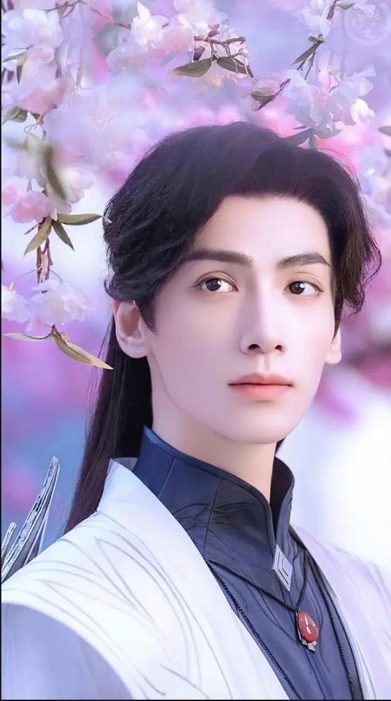 男主俊美如谪仙的玄幻小说