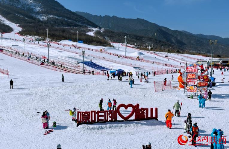 室内滑雪模拟训练机