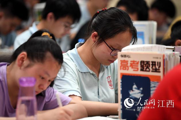 高二会考通用技术和信息技术