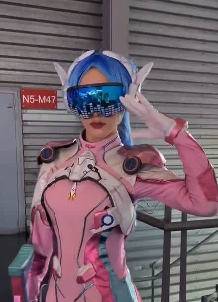 真人版火箭少女衣服