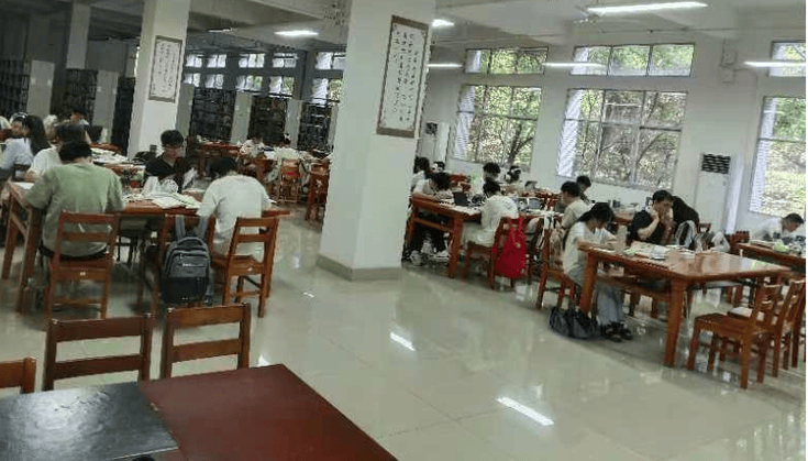 进图书馆需要什么条件