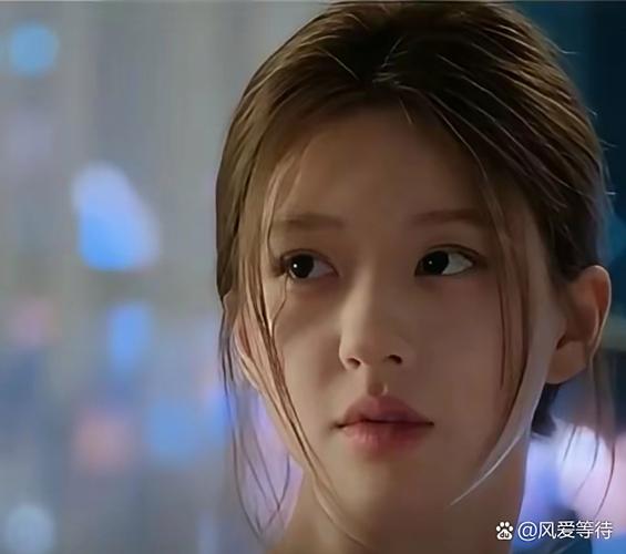 女生说她要追剧了
