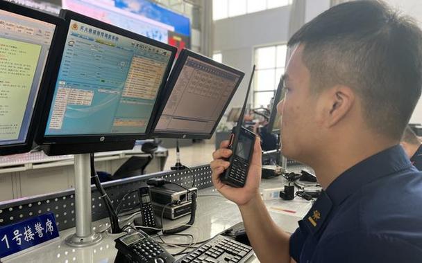 vivo手机屏幕出现两个画面截图