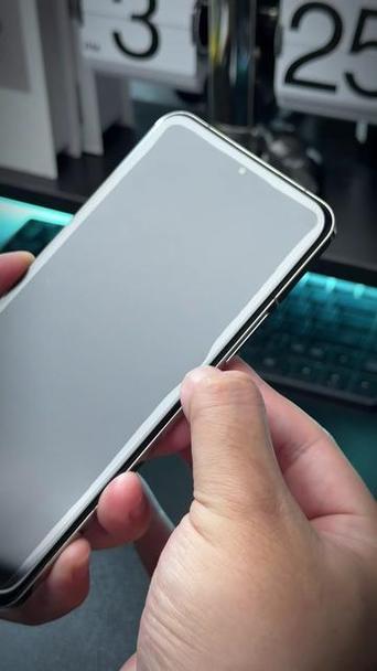 小米有白边怎么去掉