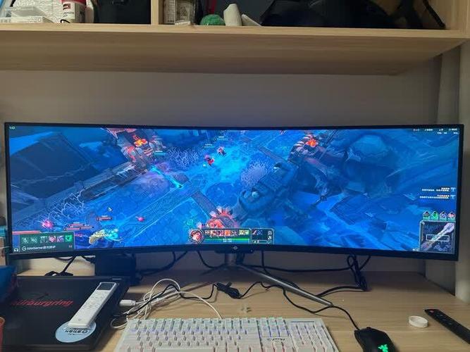 显示器玩游戏颜色暗