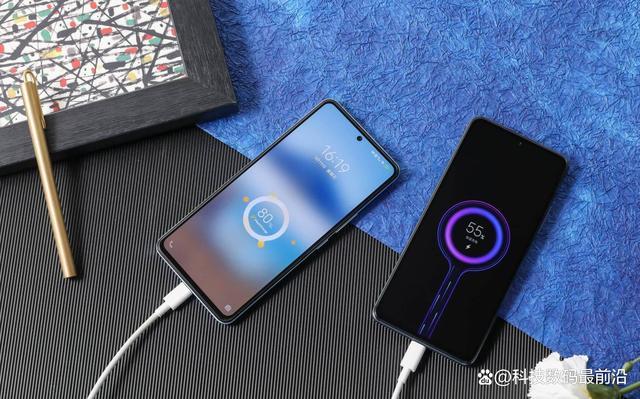 红米手机充电时