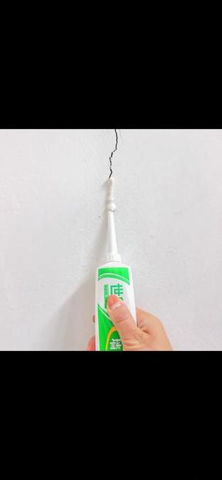 水泥墙面裂缝用什么修补最好