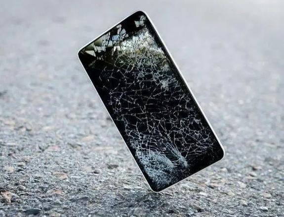 手机摔烂里面的东西还能拿出来吗