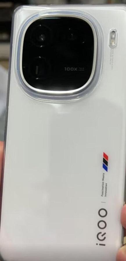 iqoo12原厂膜怎么撕掉缩略图