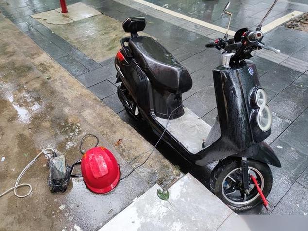 电动车淋雨充电会爆炸吗