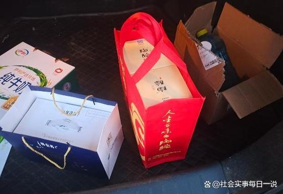 走亲戚的意思