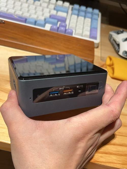 nuc8青春版有什么不一样