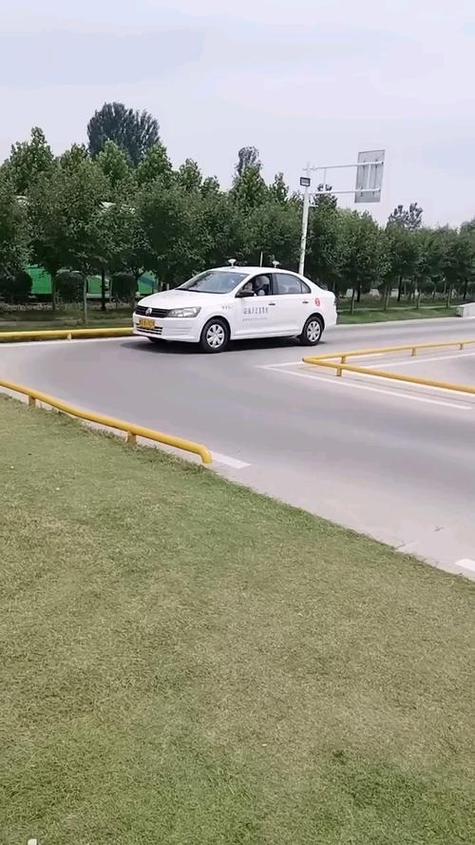 直角转弯车身出线