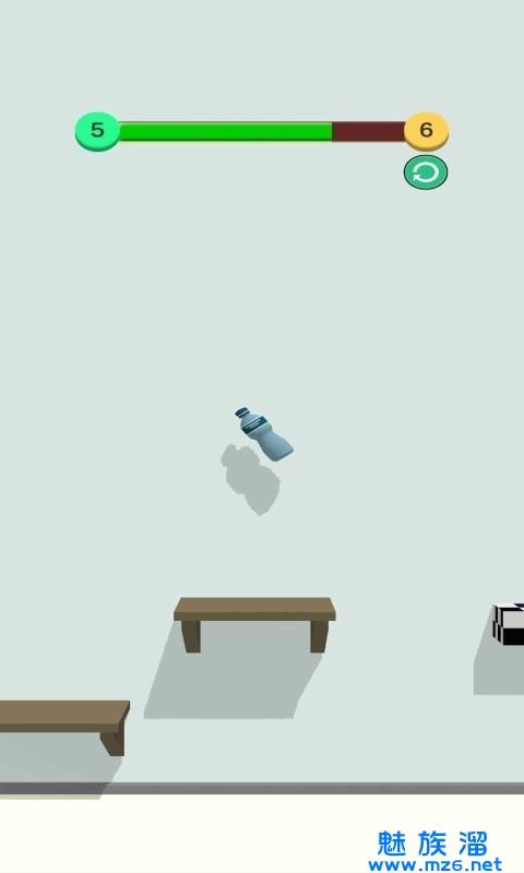 跳一跳瓶子翻转游戏截图