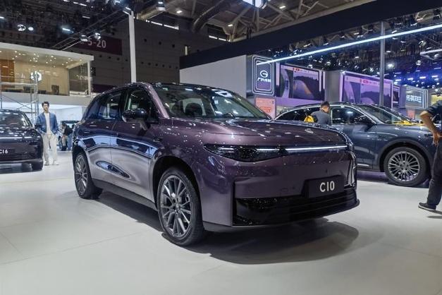 零跑c10新款2025截图