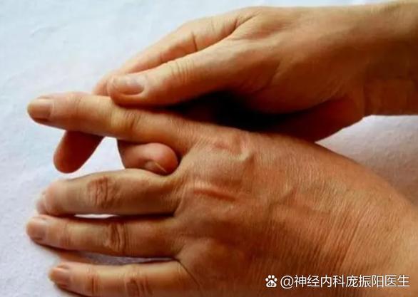 手指头总自己跳