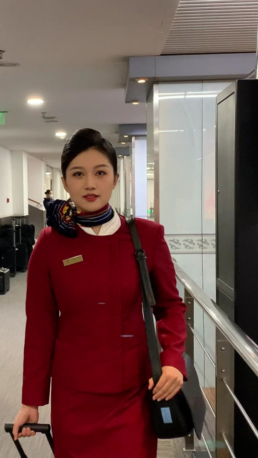 国航空姐缩略图