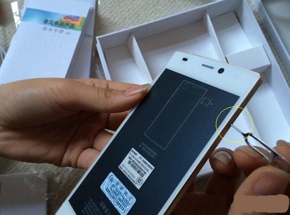 电话卡怎么装进卡槽缩略图