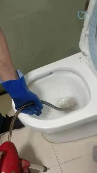 家中下水道堵塞怎么办