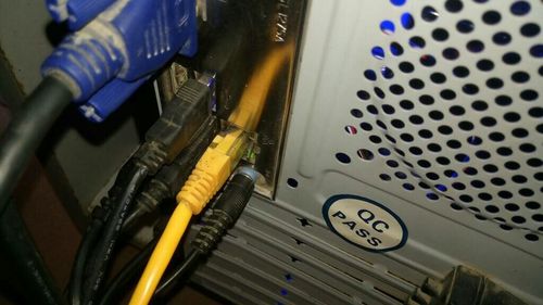 路由器无线没网络,接线正常