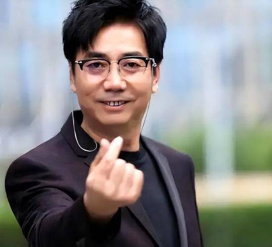 范明个人资产多少亿