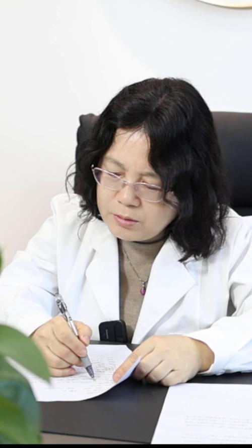 方小期是正规的吗