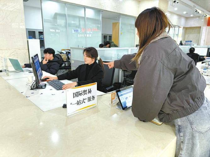 任务栏挡住了窗口底部缩略图