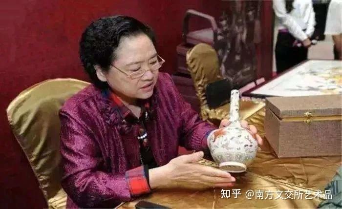 四叶草手链梵克雅宝真假区分