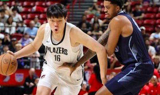 杨瀚森NBA季后赛4分钟1板
新