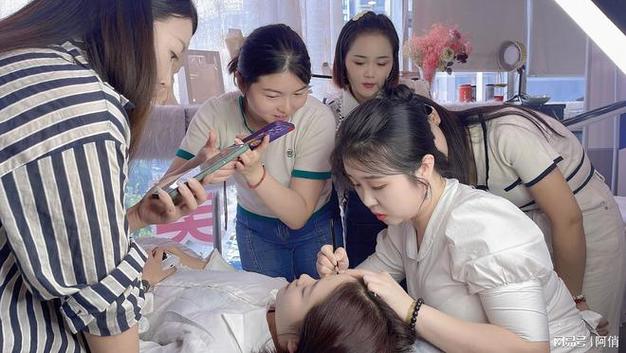 纹绣作品缩略图