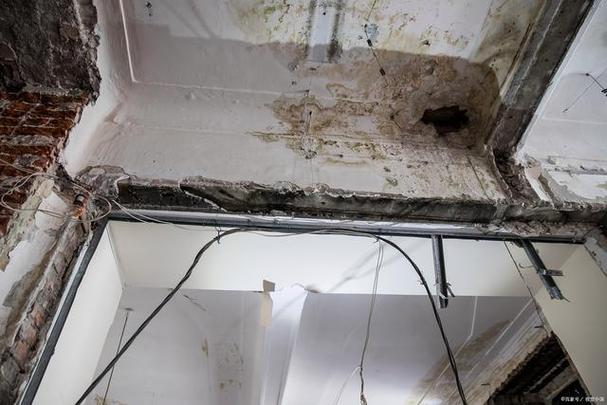房屋滴水被侵占怎么办