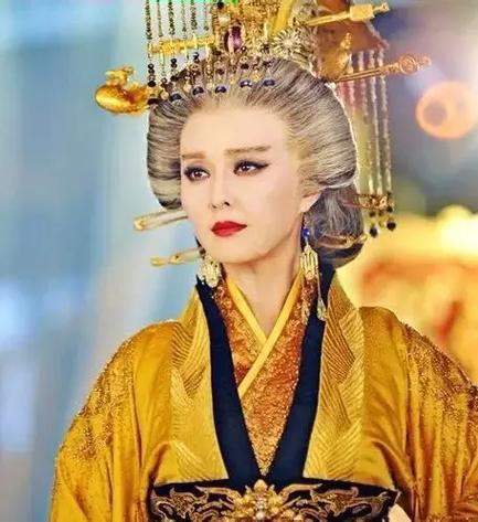 怎么白嫖武则天英雄