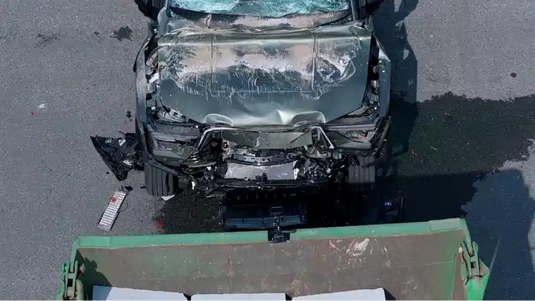 猛士817碰撞测试视频