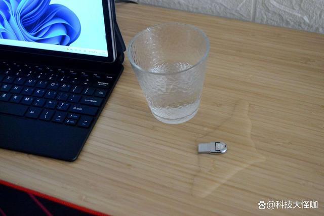 充电线放洗衣机里洗了30分钟截图