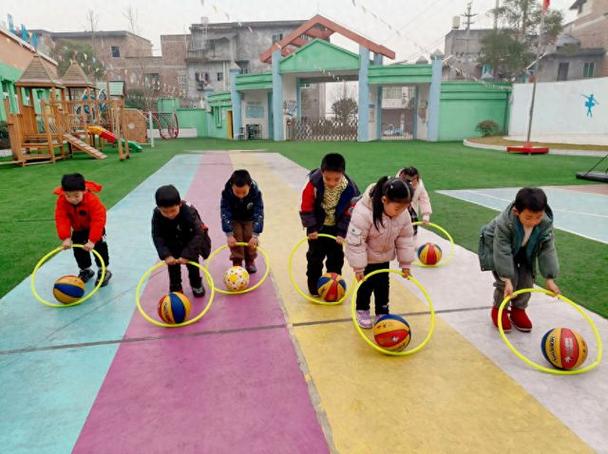 幼儿园各类游戏