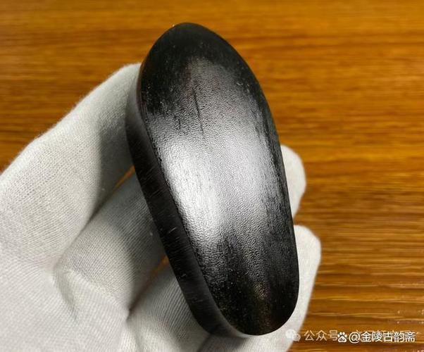 亚州犀牛角多少钱一克?