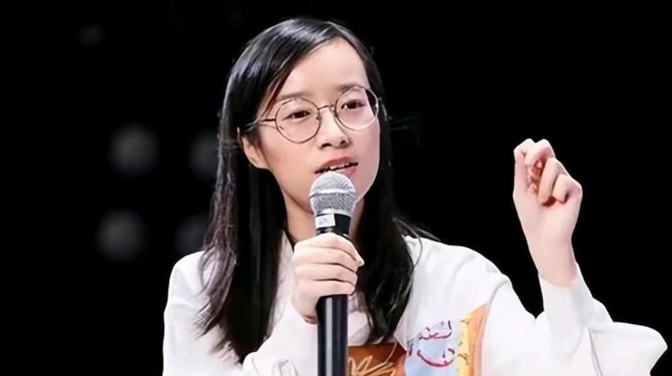 詹青云国辩明星表演赛