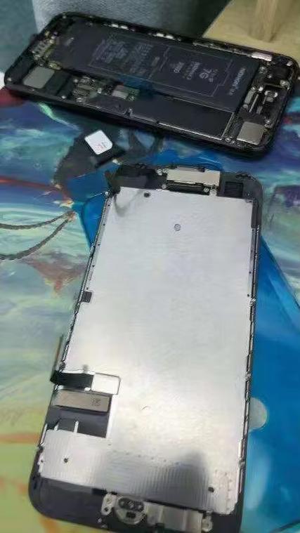 苹果7plus换什么电池最好