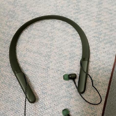 jbl x8耳机图标