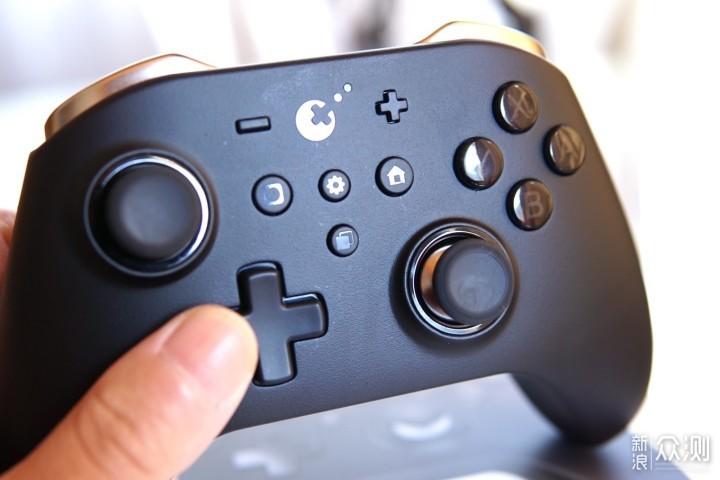 ps4pro手柄有陀螺仪吗