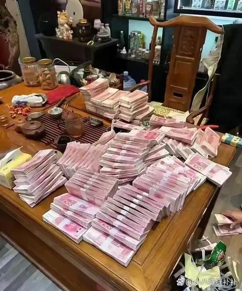 中转站的照片怎么保存到相册图标