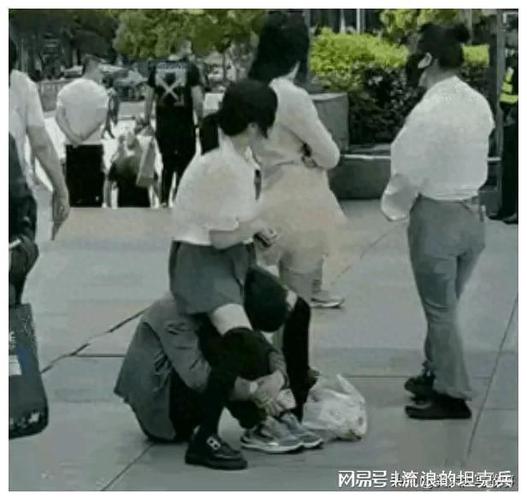女生说凳子暗示什么