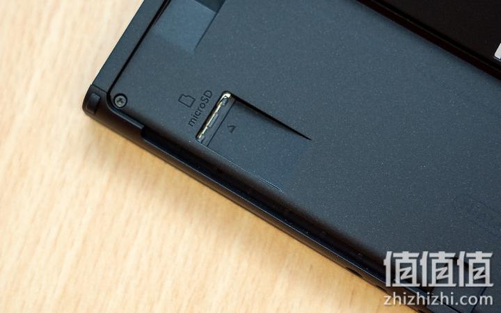 switch后盖微鼓正常吗
