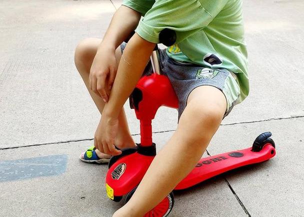 10岁骑滑板车和母乳的注意事项与禁忌图标