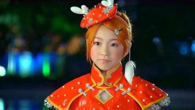 芮闪天女变身