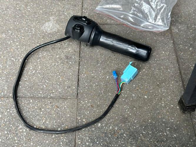 电瓶车加速把手坏了怎样修图标